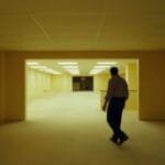 Backrooms: do fenômeno da internet ao cinema